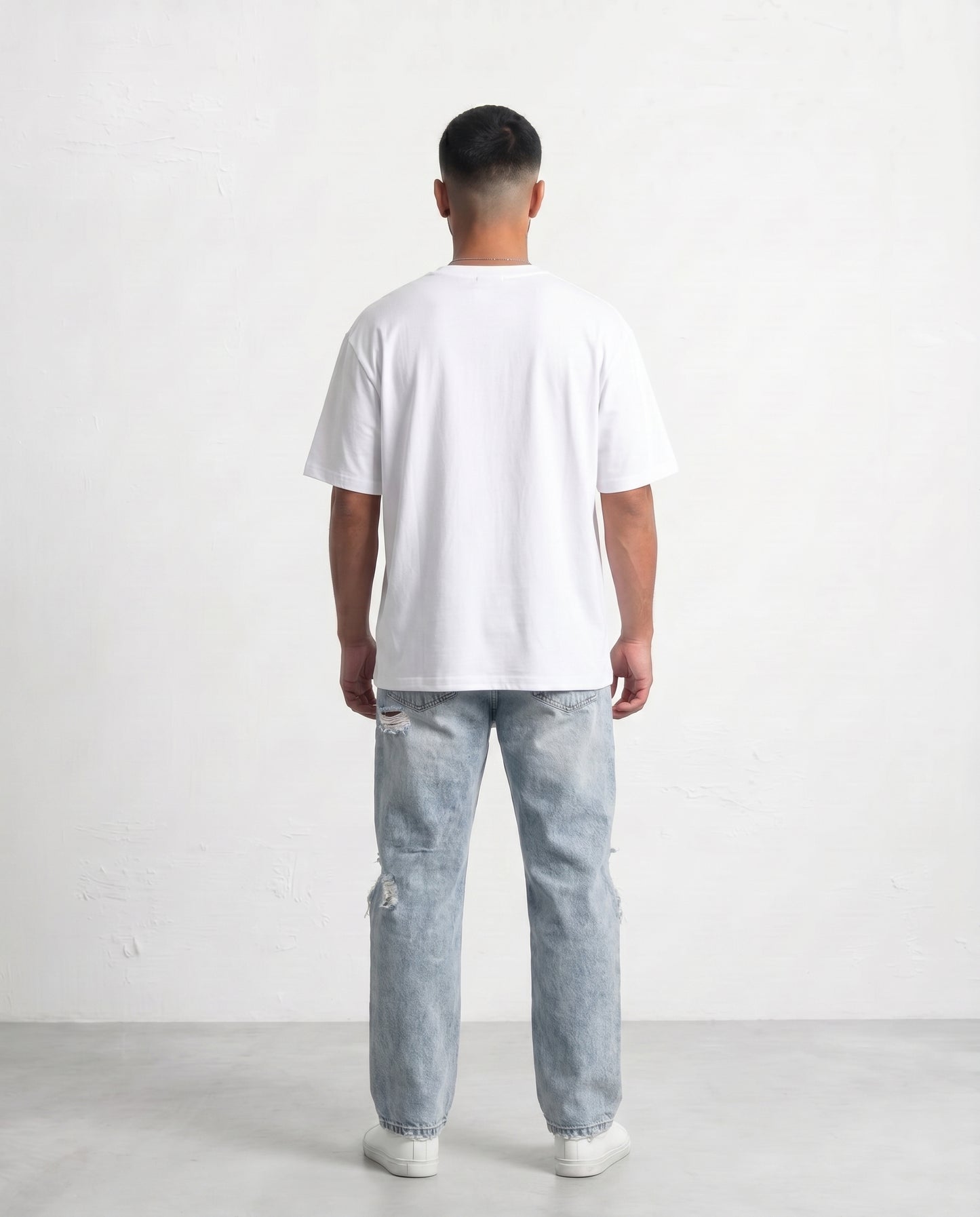 T-shirt Thin collar White
