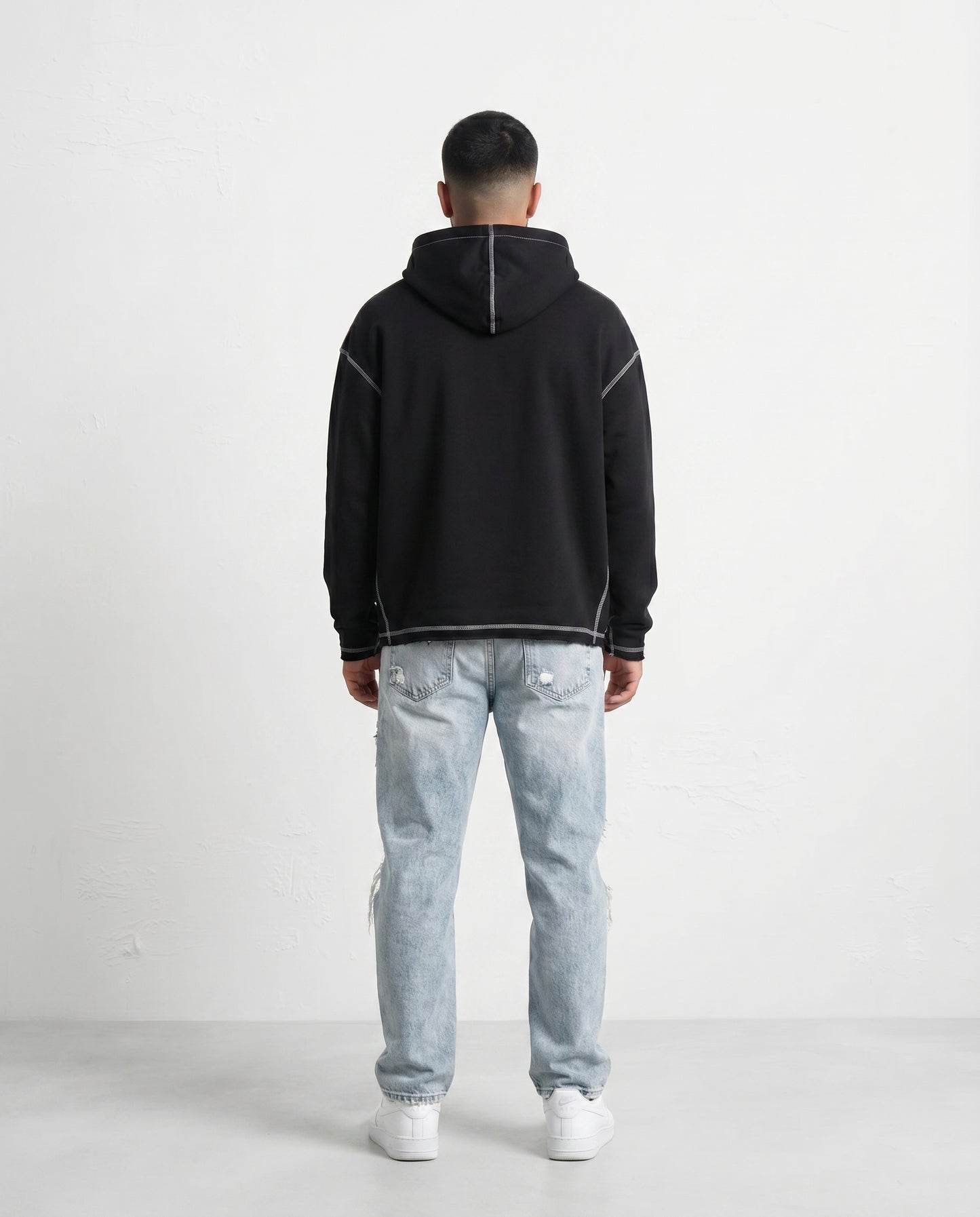 Sweatshirt - Overlock embroidery Black