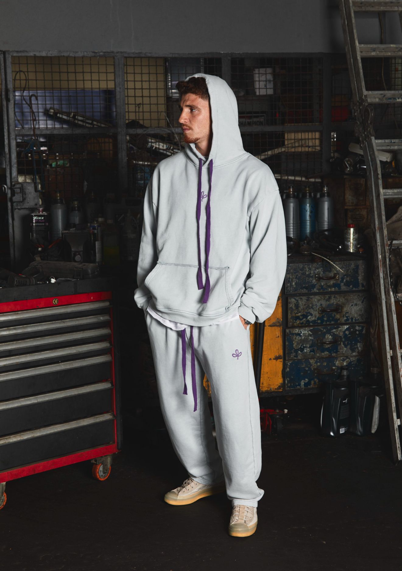 Pants - CAMPY LOGO STREETS GRAY