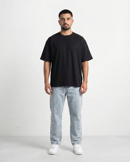 T-shirt collar Black
