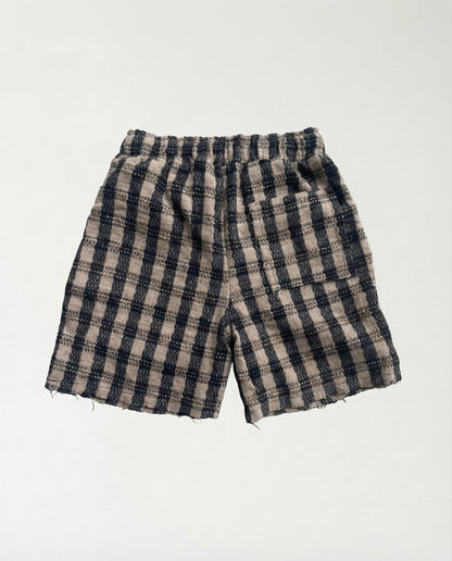 Short - Black and beige desert plaid