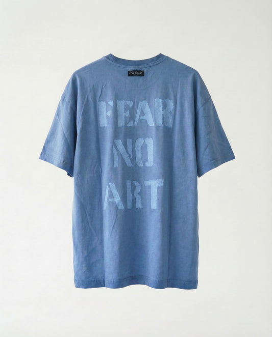 T-shirt fear not art blue