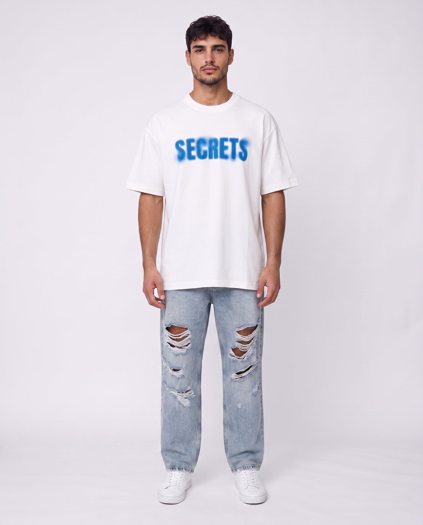 T-shirt- SECRETS