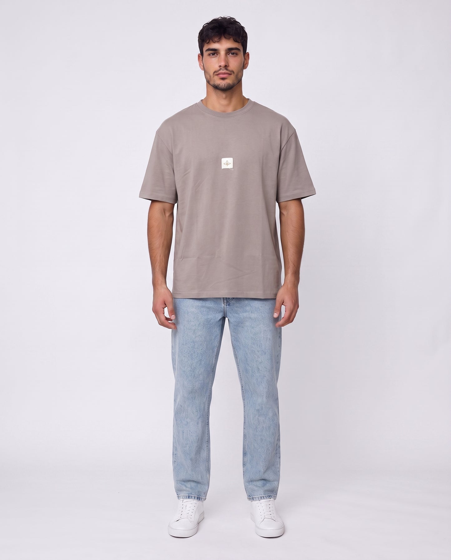 T-shirt- Oversize Patch Logo Mocha
