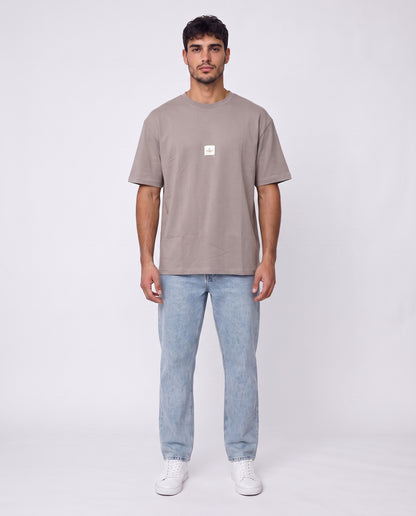 T-shirt- Oversize Patch Logo Mocha