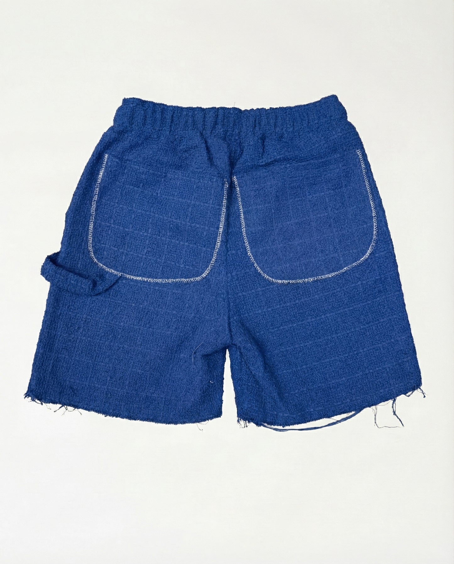 Short -blue desert