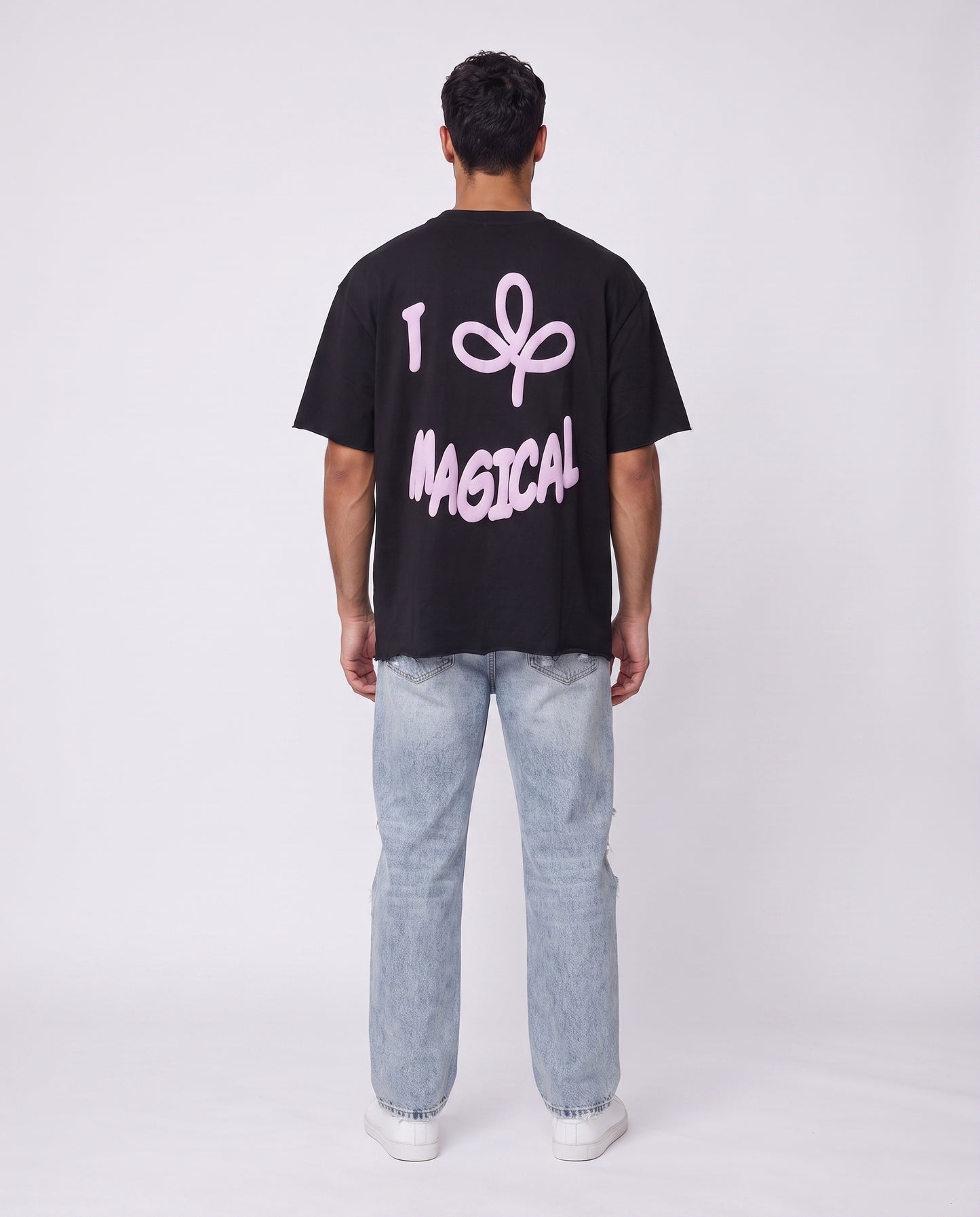 T-shirt -  Megical B&P