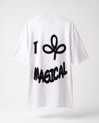 T-shirt -  Megical W&B