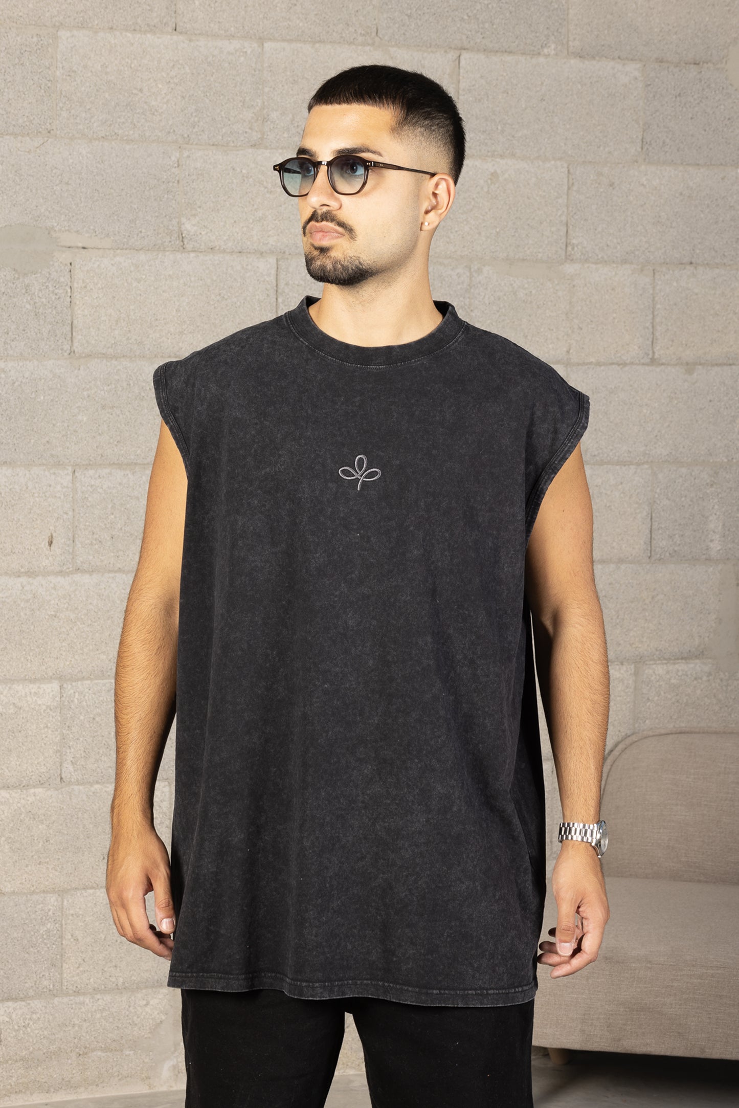 Signature Muscle Washed Black