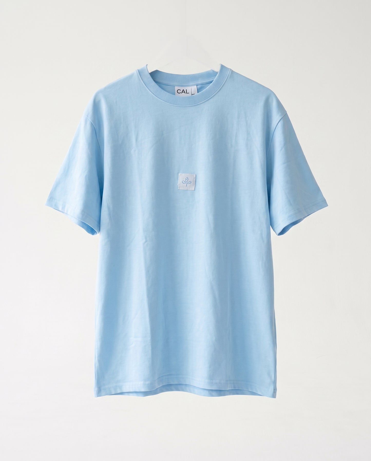 T-shirt- Oversize Patch Logo Light Blue