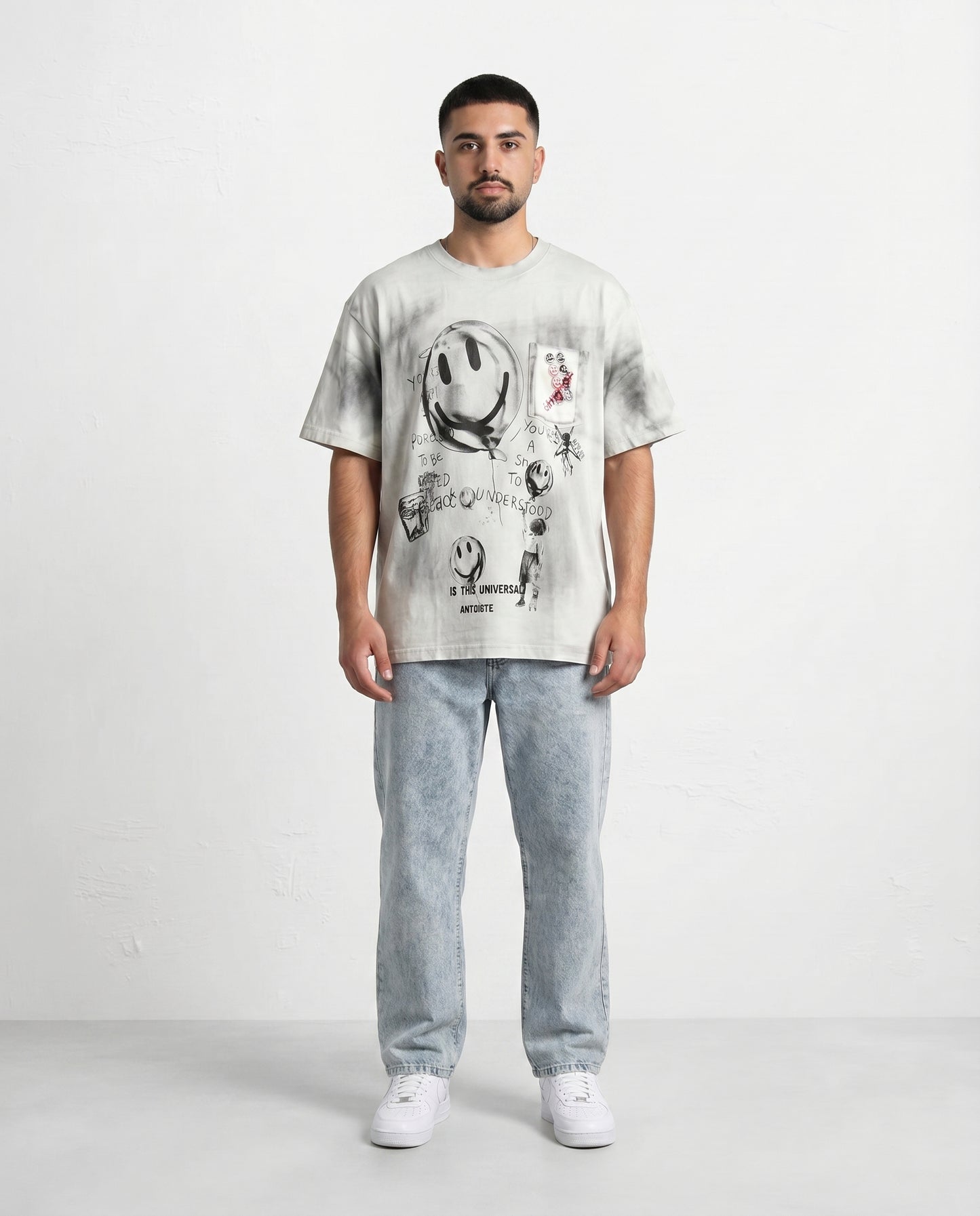 T-shirt - Smiley Pocket