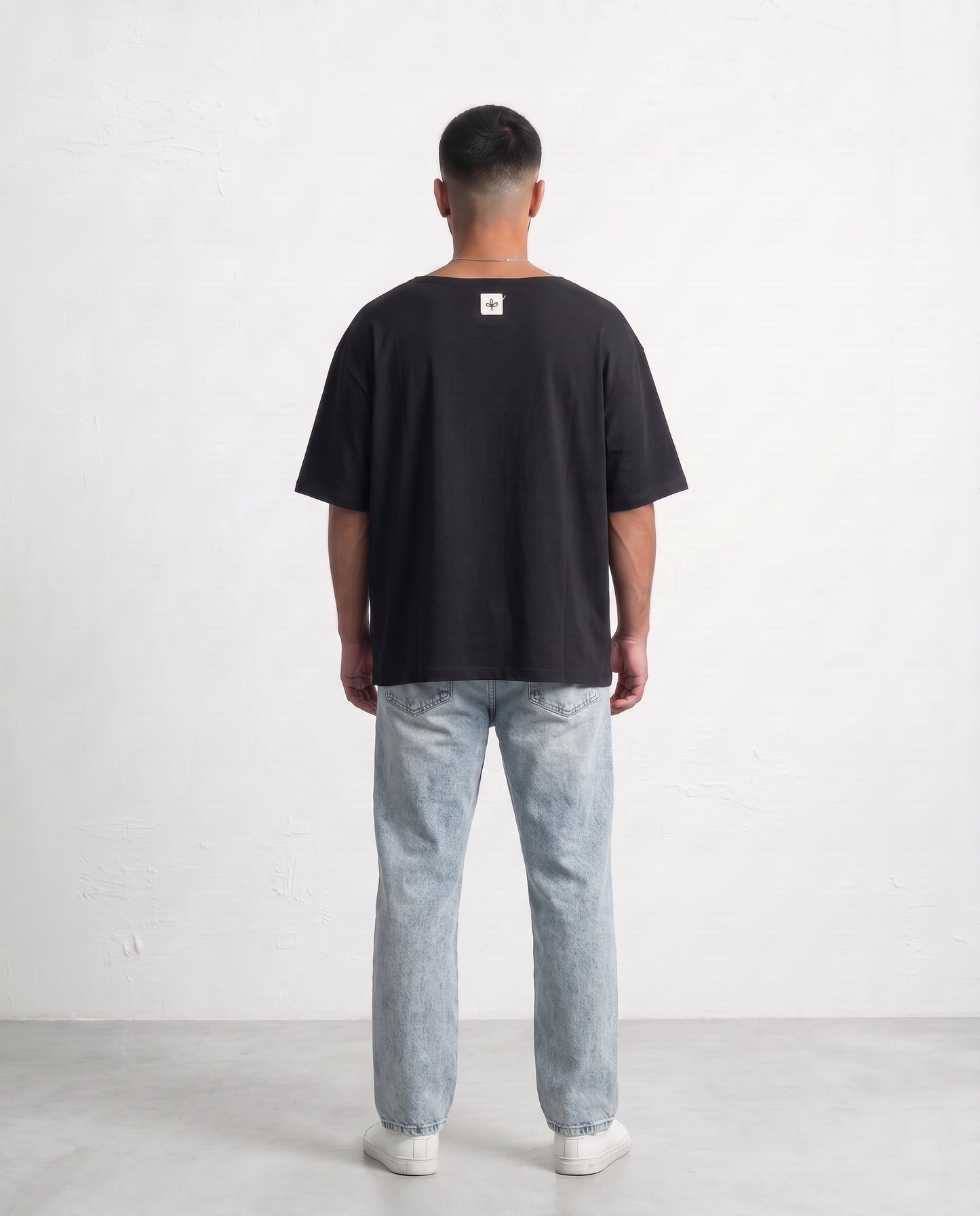 T-shirt -  LILI Opnk BLACK