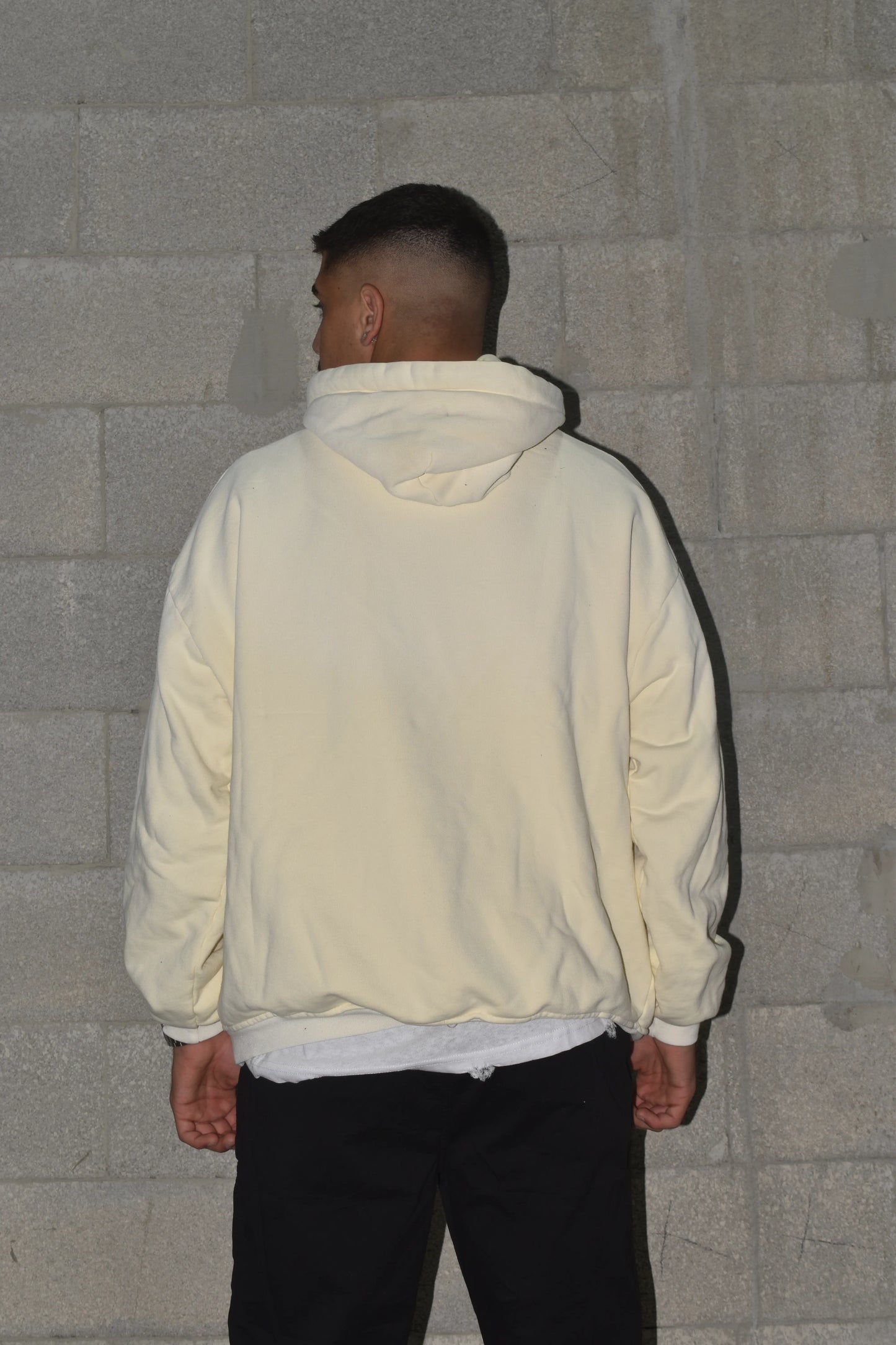 Sweatshirt OVERSIZE CAMPY paz logo front yellow