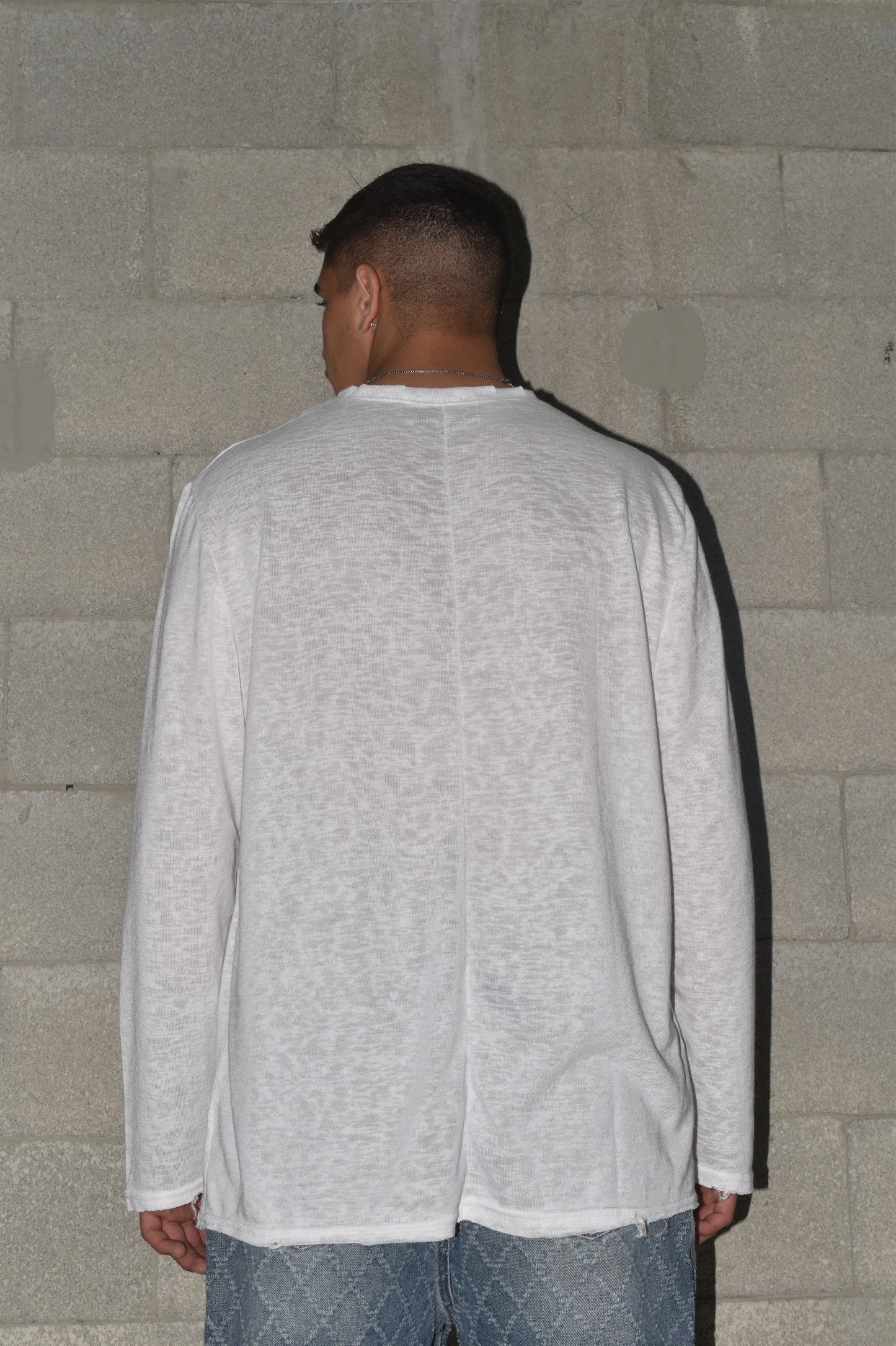 Long shirt sus white