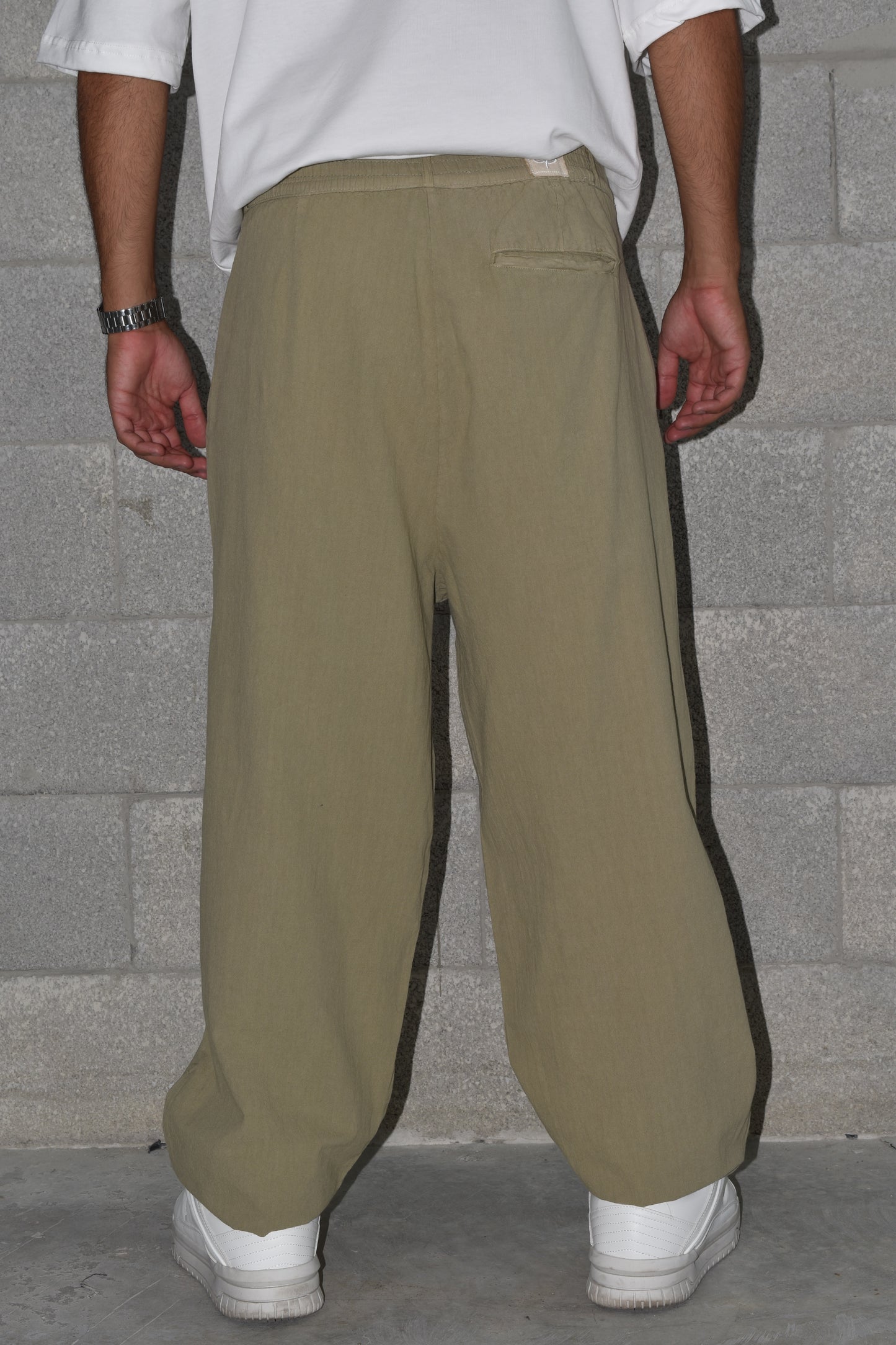 Pants - linen green