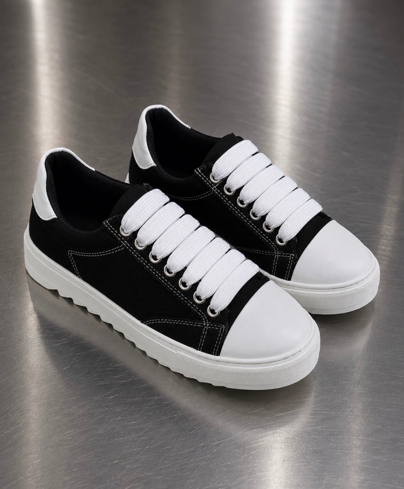Shoes Style 005 Black White