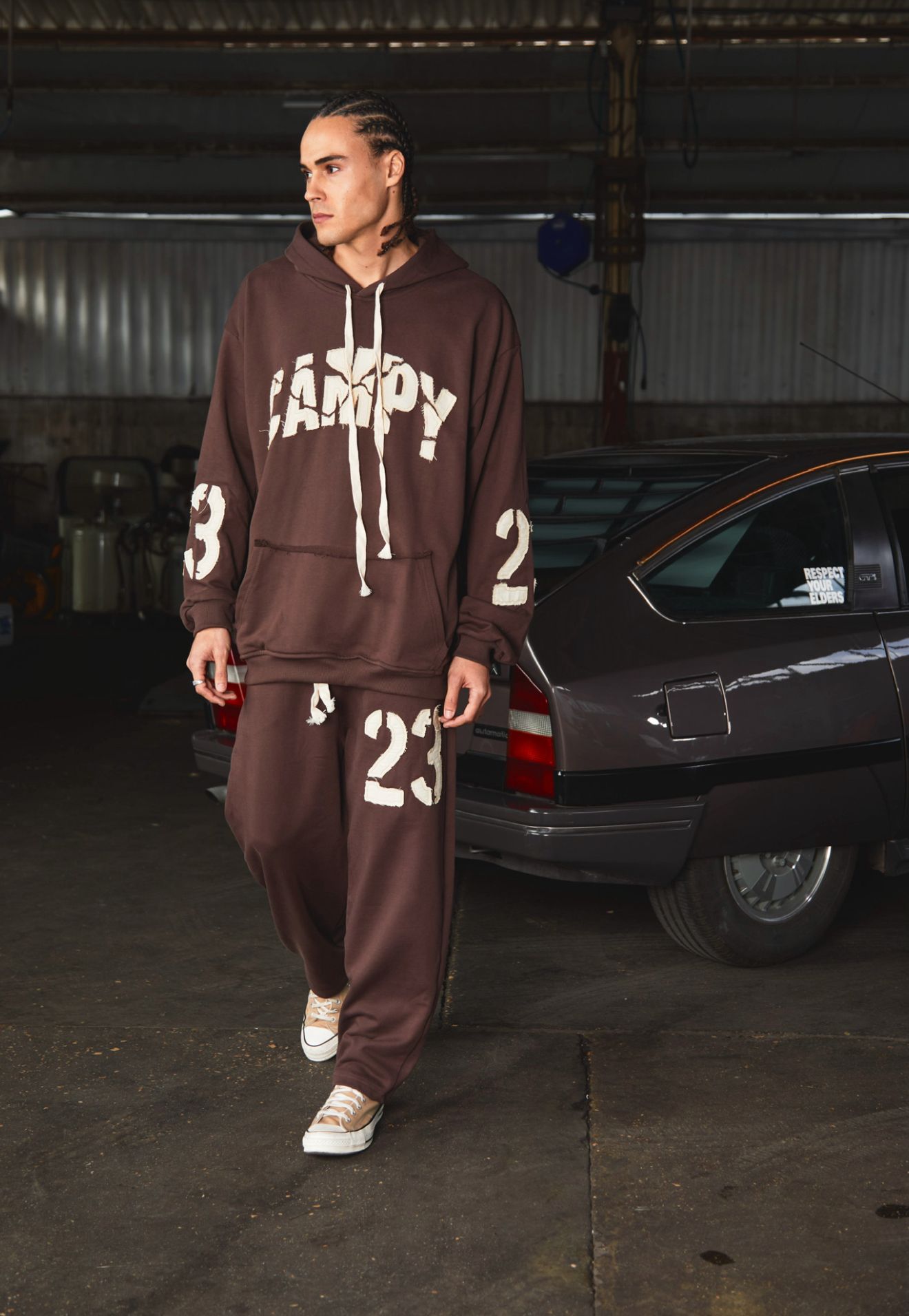 Sweatshirt - Fractions logo 23 BROWN