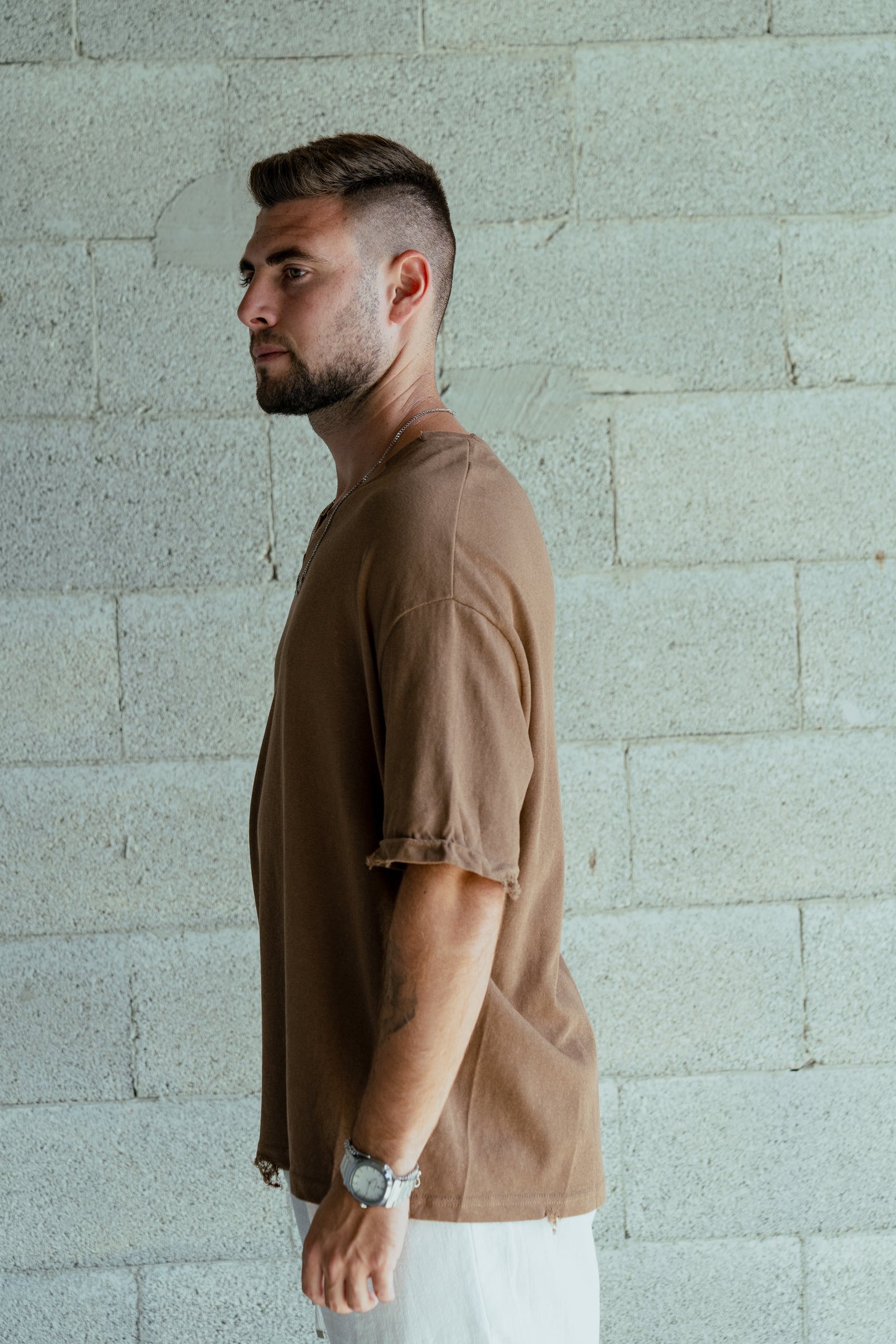T-shirt Eilat linen V Brown