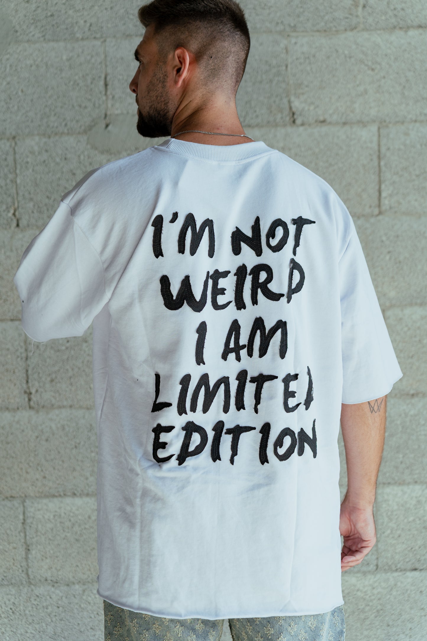 T-shirt - WHITE IM NOT