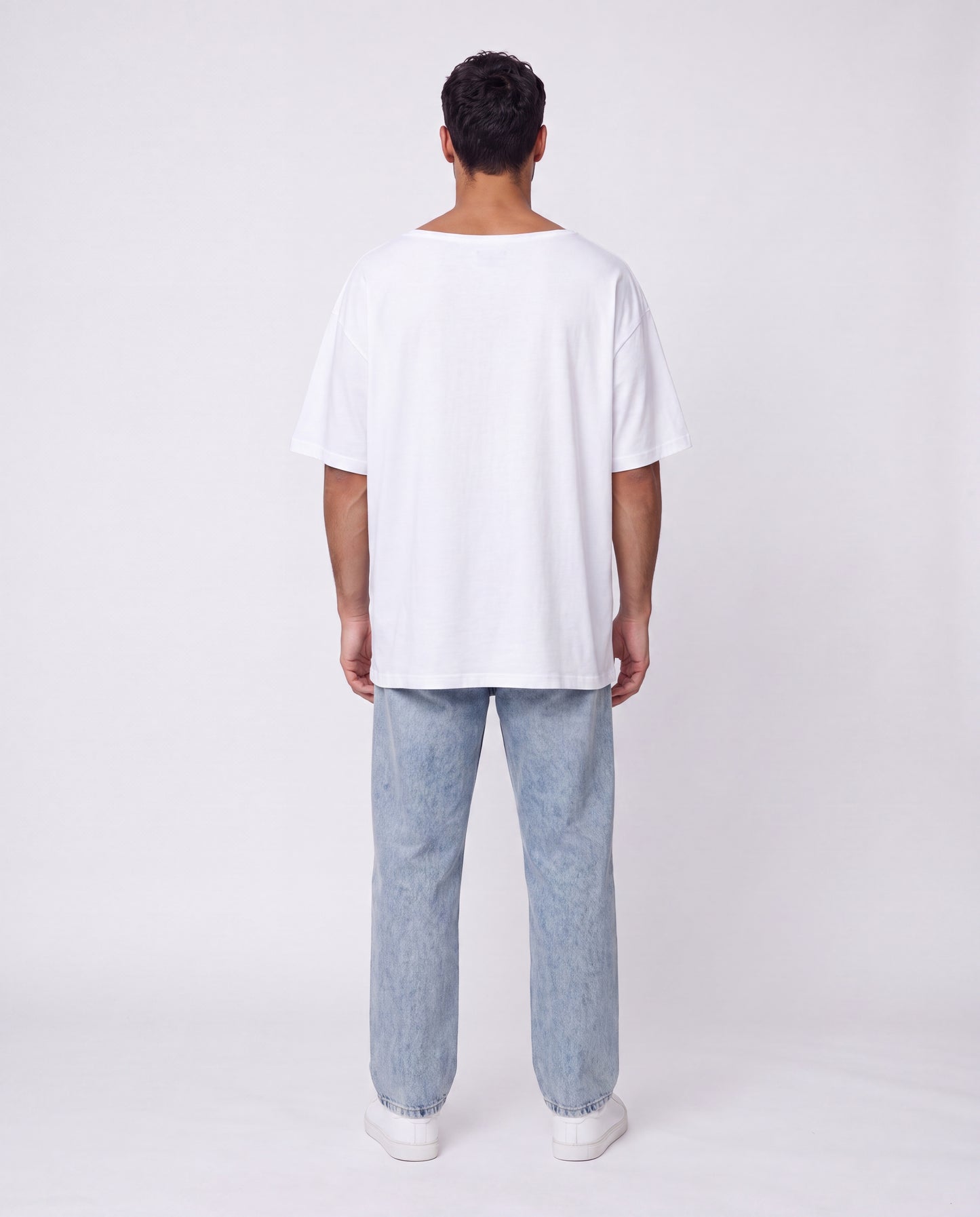 T-shirt- Oversize Lior White